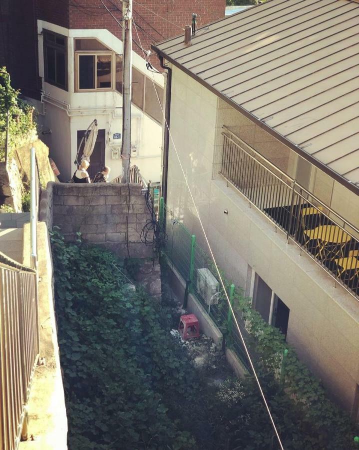 Jj's House *
